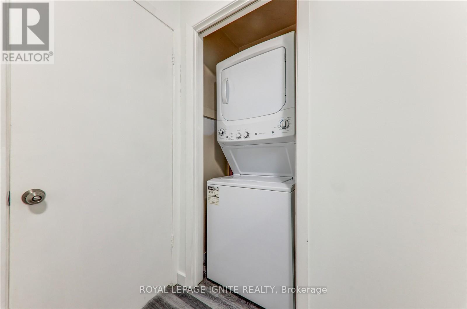 3 Bed Suite - 70 Port Darlington Road, Clarington, ON - Indoor Photo Showing Laundry Room