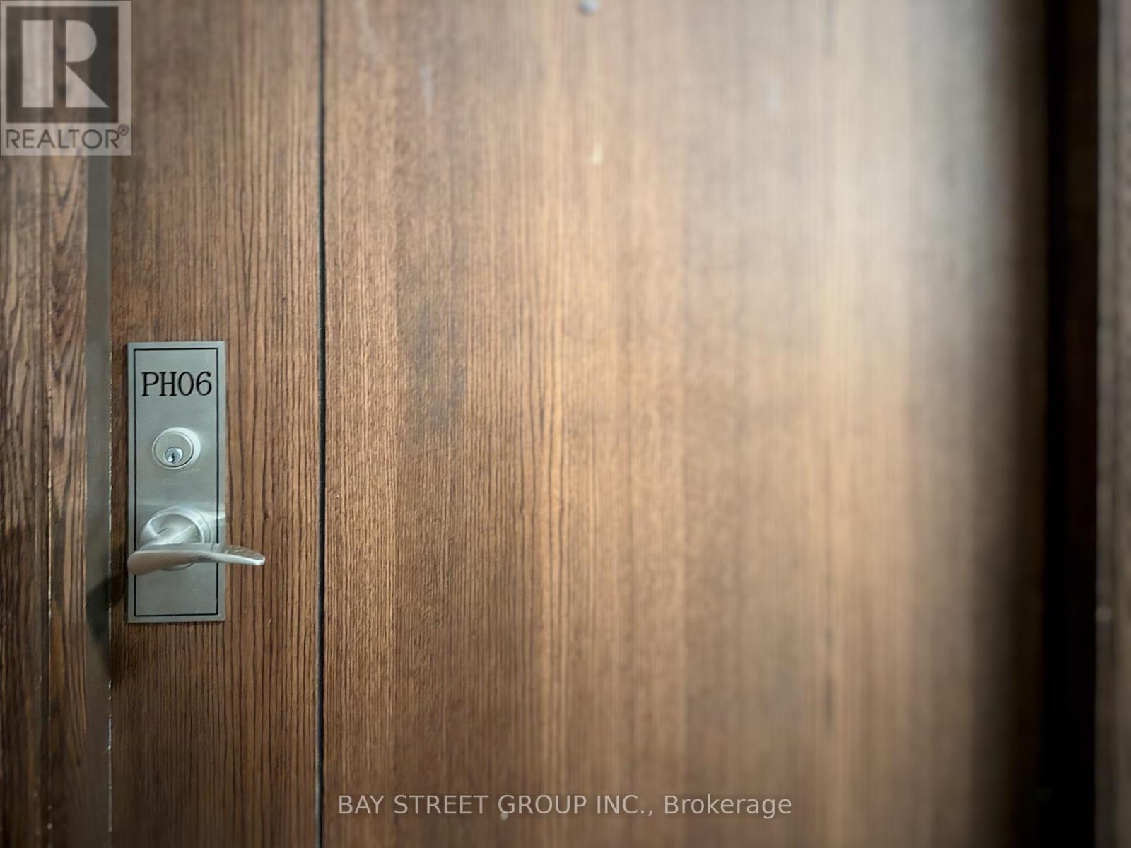 Ph06 - 339 Rathburn Road W, Mississauga, ON - Photo Showing Other Room