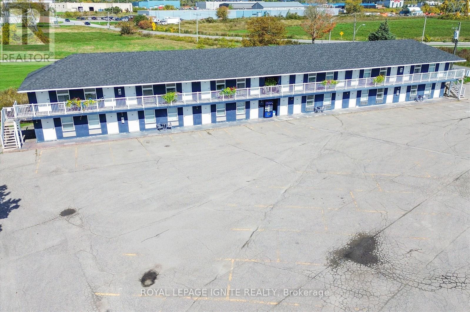 212 - 70 Port Darlington Road, Clarington, ON - Outdoor