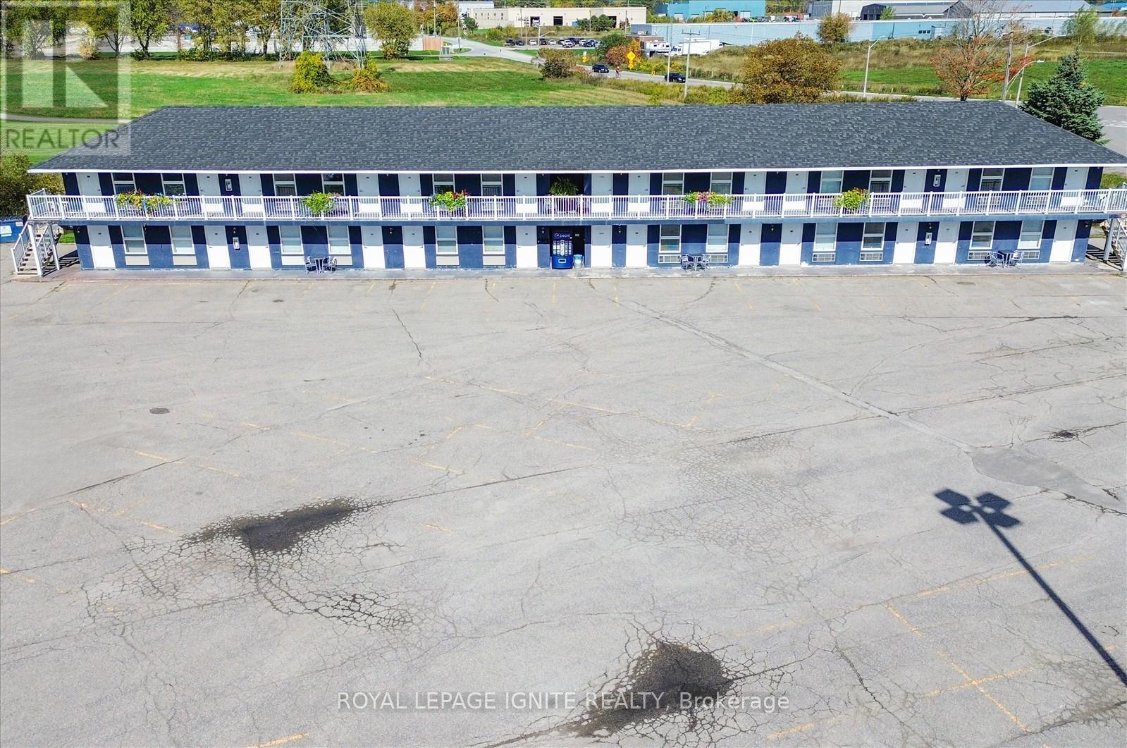 212 - 70 Port Darlington Road, Clarington, ON - Outdoor