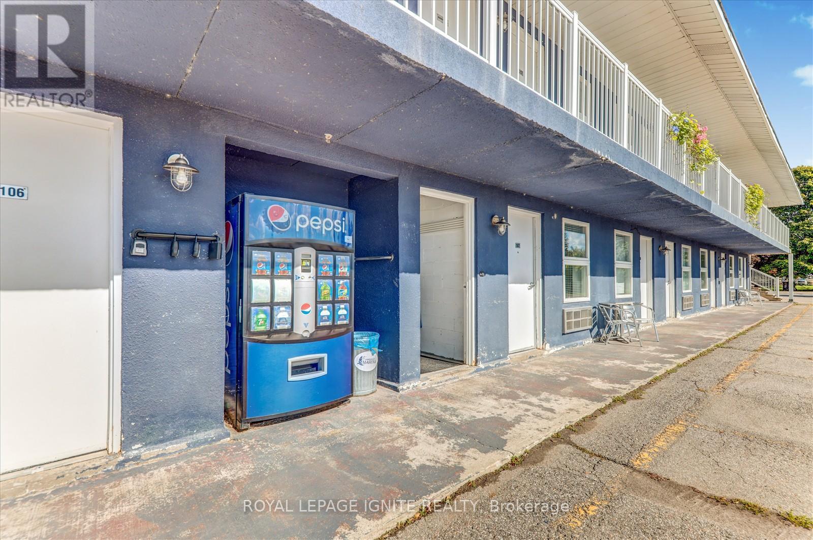 212 - 70 Port Darlington Road, Clarington, ON - Outdoor