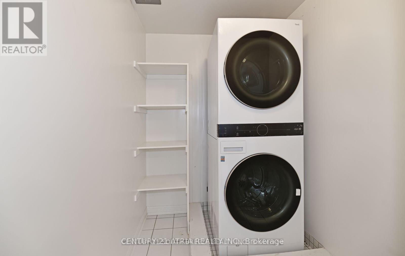 17 - 3135 Boxford Crescent, Mississauga, ON - Indoor Photo Showing Laundry Room