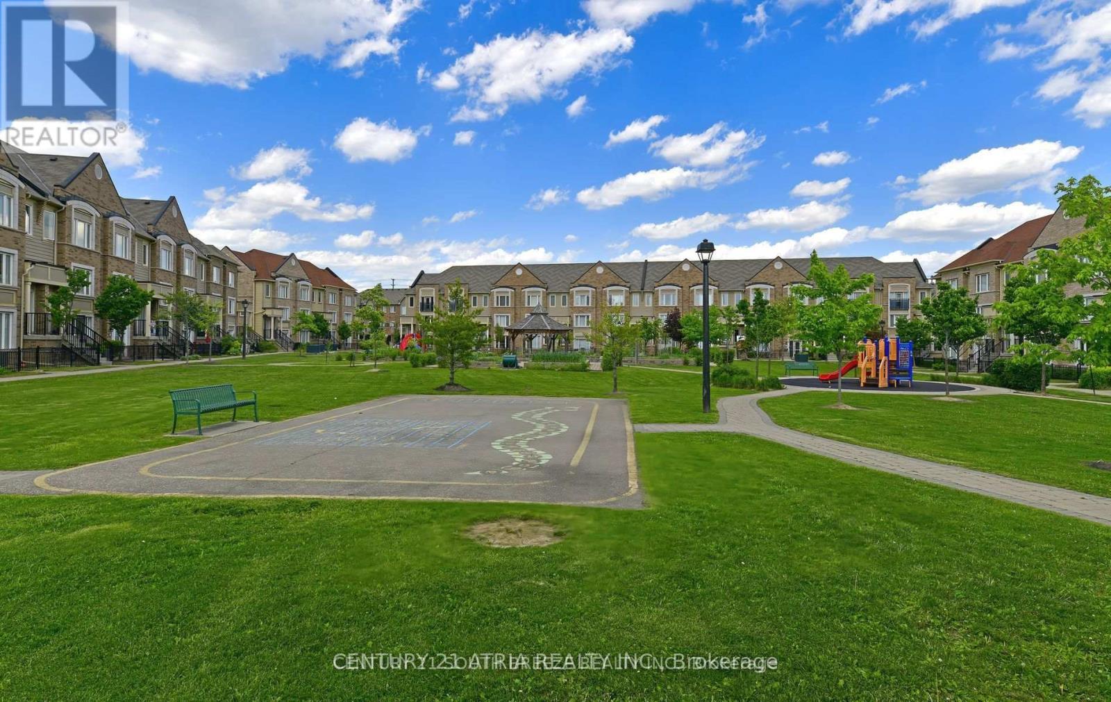 17 - 3135 Boxford Crescent, Mississauga, ON - Outdoor