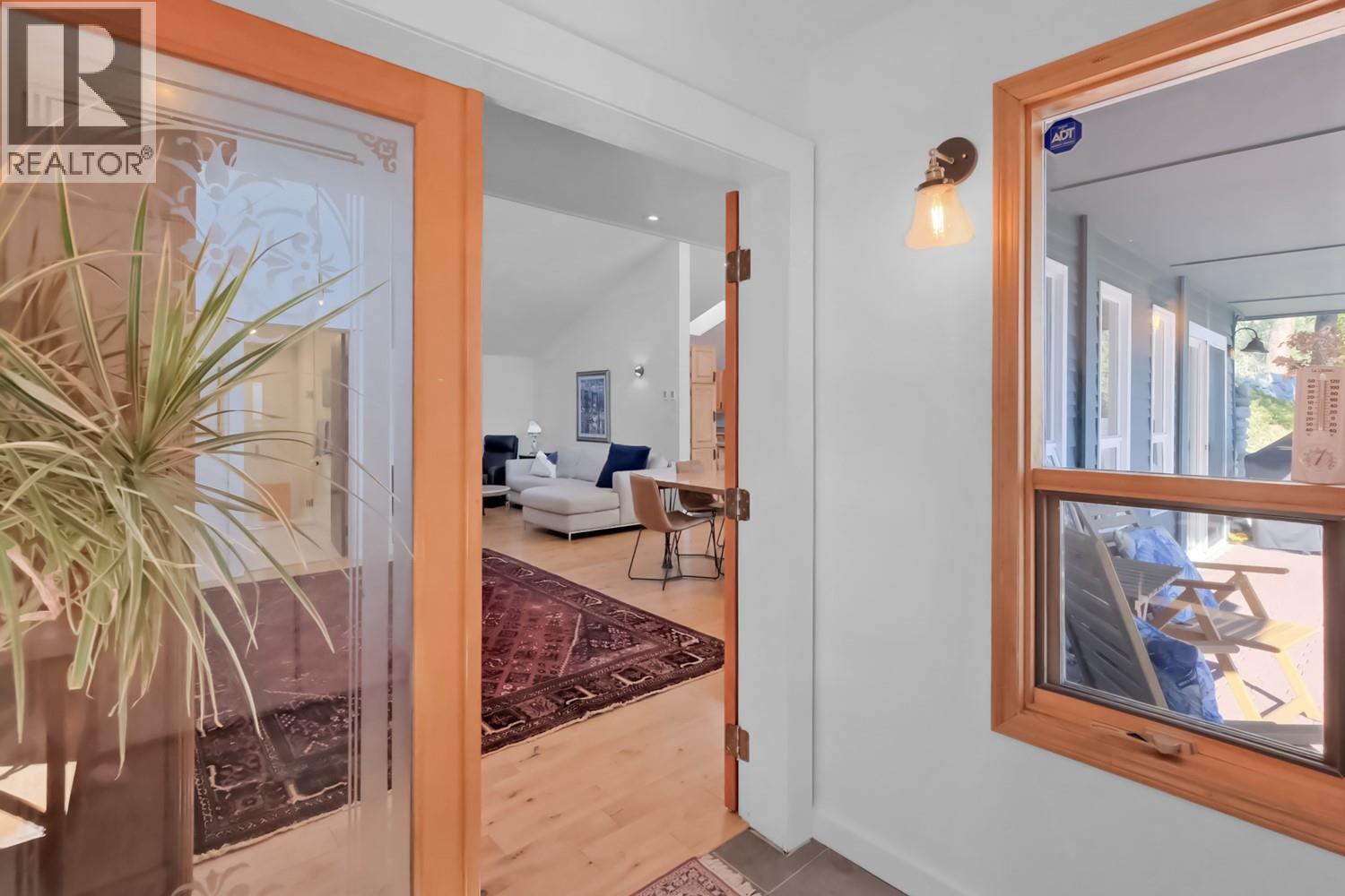 5290 Trepanier Bench Road, Peachland, BC - Indoor Photo Showing Other Room