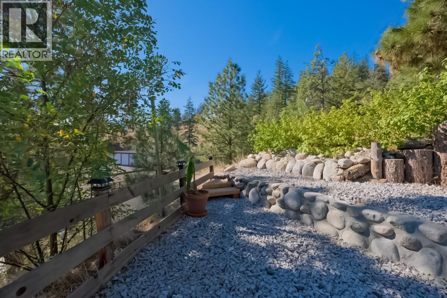5290 Trepanier Bench Road, Peachland, BC - Outdoor