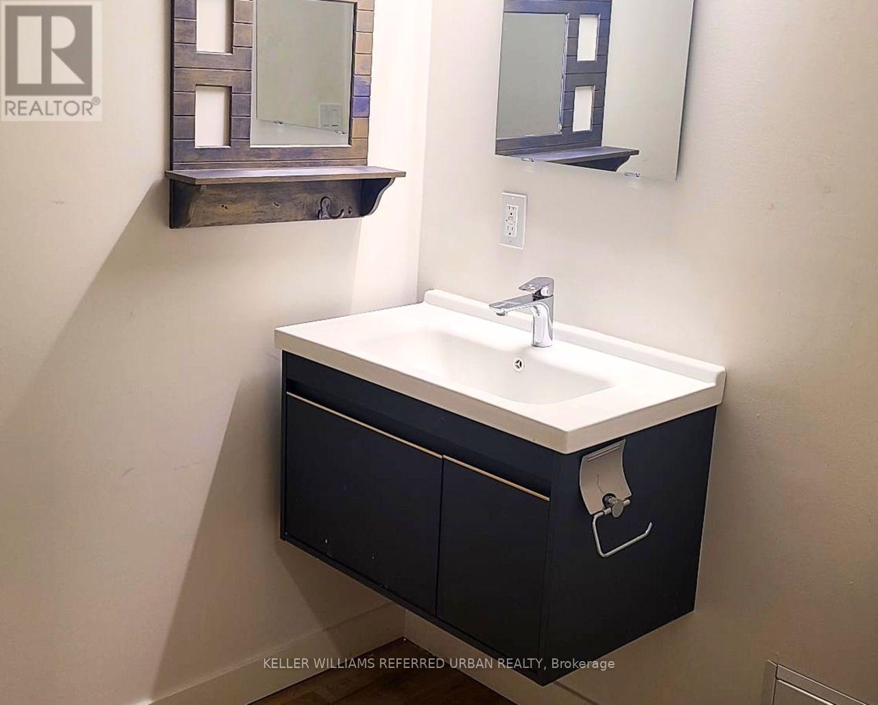 106 - 325 University Avenue W, Cobourg, ON - Indoor Photo Showing Bathroom