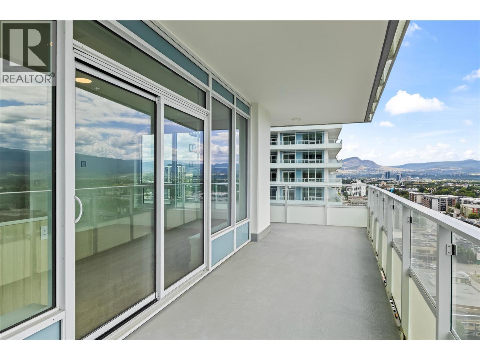 238 Leon Avenue Unit# 1704, Kelowna, BC - Outdoor With Balcony With View With Exterior