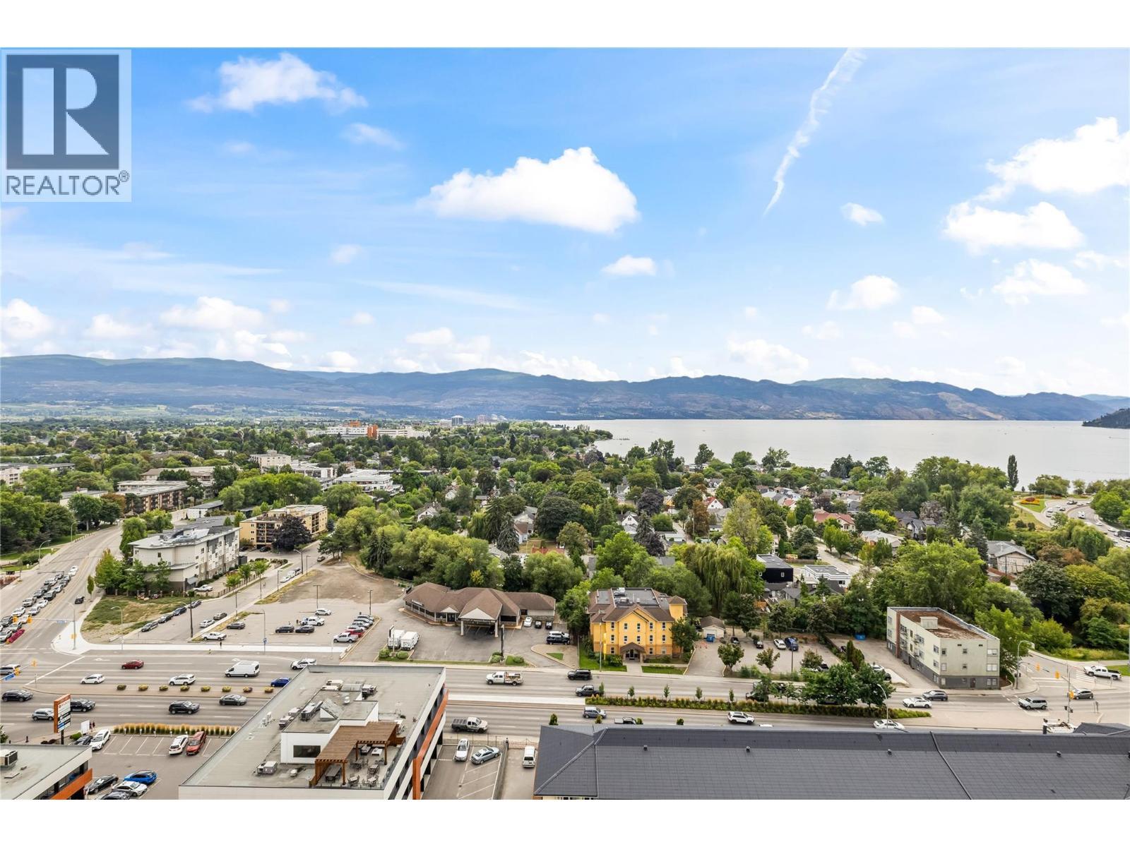 238 Leon Avenue Unit# 1704, Kelowna, BC - Outdoor With Body Of Water With View