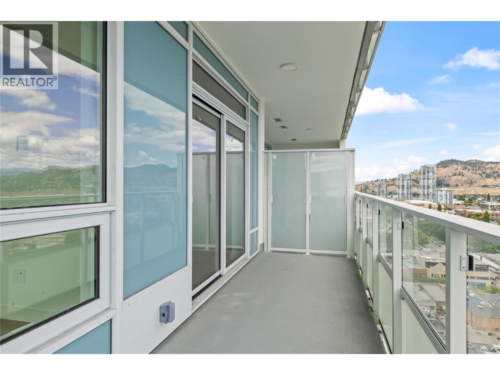 238 Leon Avenue Unit# 1704, Kelowna, BC - Outdoor With Balcony With Exterior