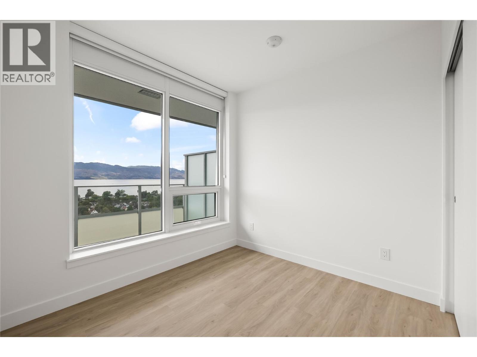 238 Leon Avenue Unit# 1704, Kelowna, BC - Indoor Photo Showing Other Room