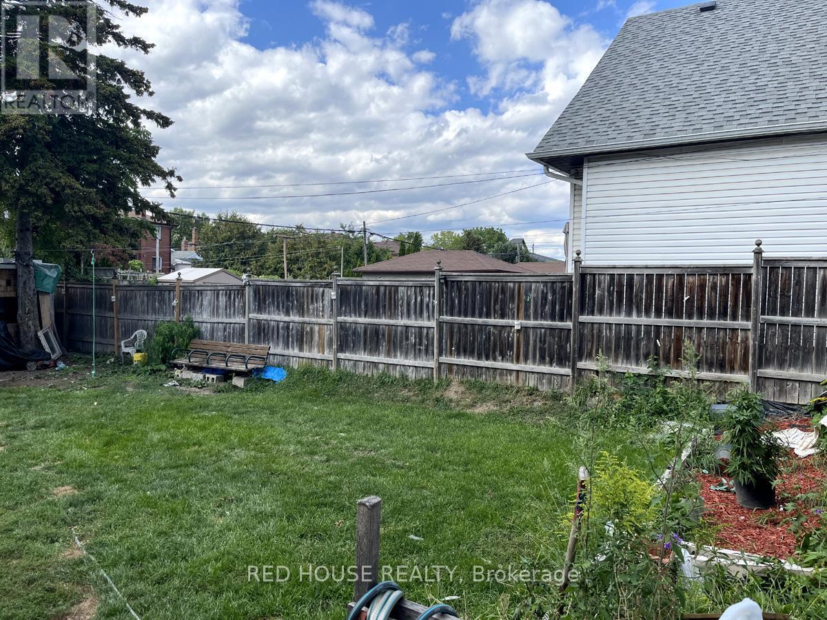 40 North Woodrow Boulevard, Toronto, ON - Outdoor With Deck Patio Veranda