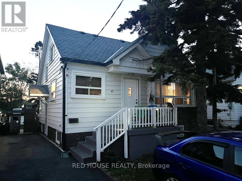 40 North Woodrow Boulevard, Toronto, ON - Outdoor With Exterior