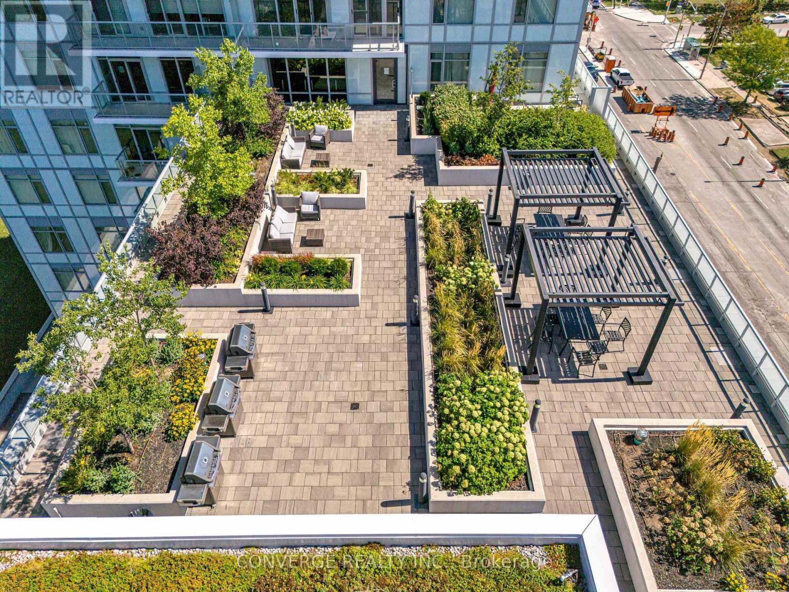 1310 - 3220 Sheppard Avenue E, Toronto, ON - Outdoor With Balcony