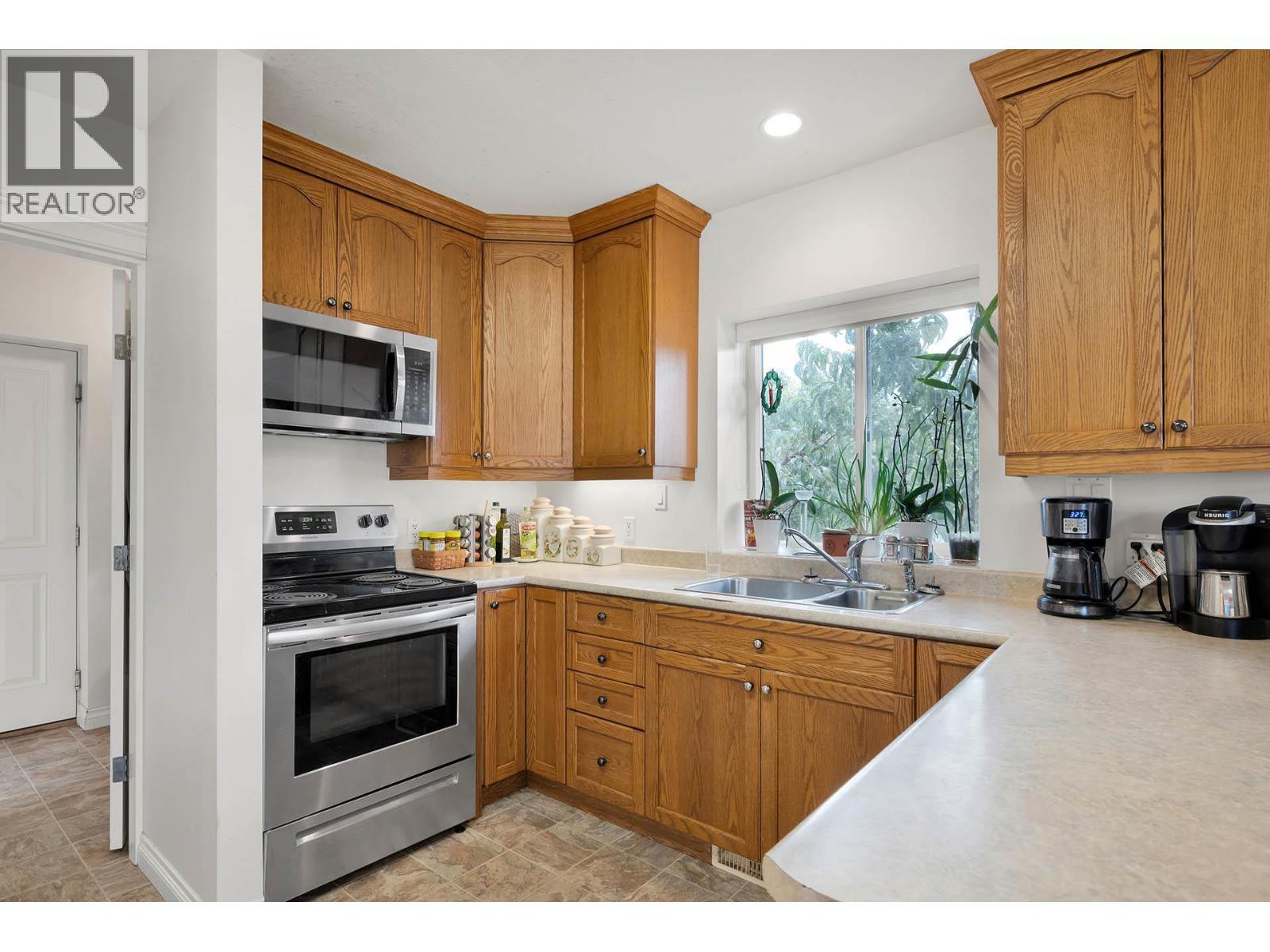 1585 Lance Road, Kamloops, BC