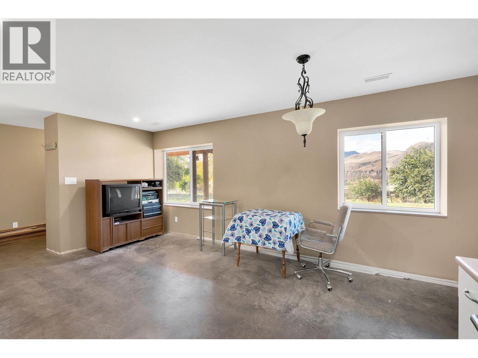 1585 Lance Road, Kamloops, BC