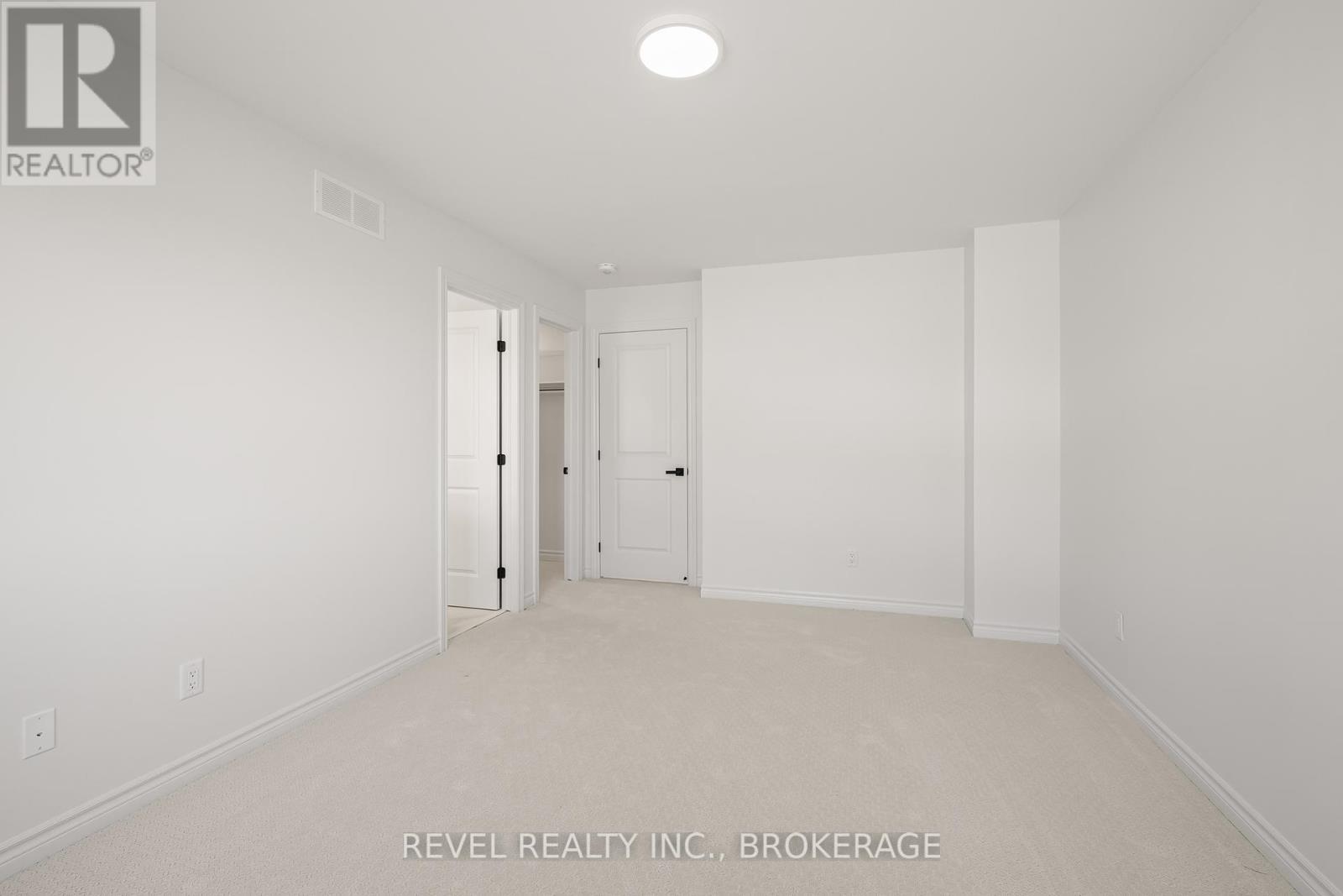 332 Dockside Drive, Kingston (Kingston East (Incl Barret Crt)), ON - Indoor Photo Showing Other Room