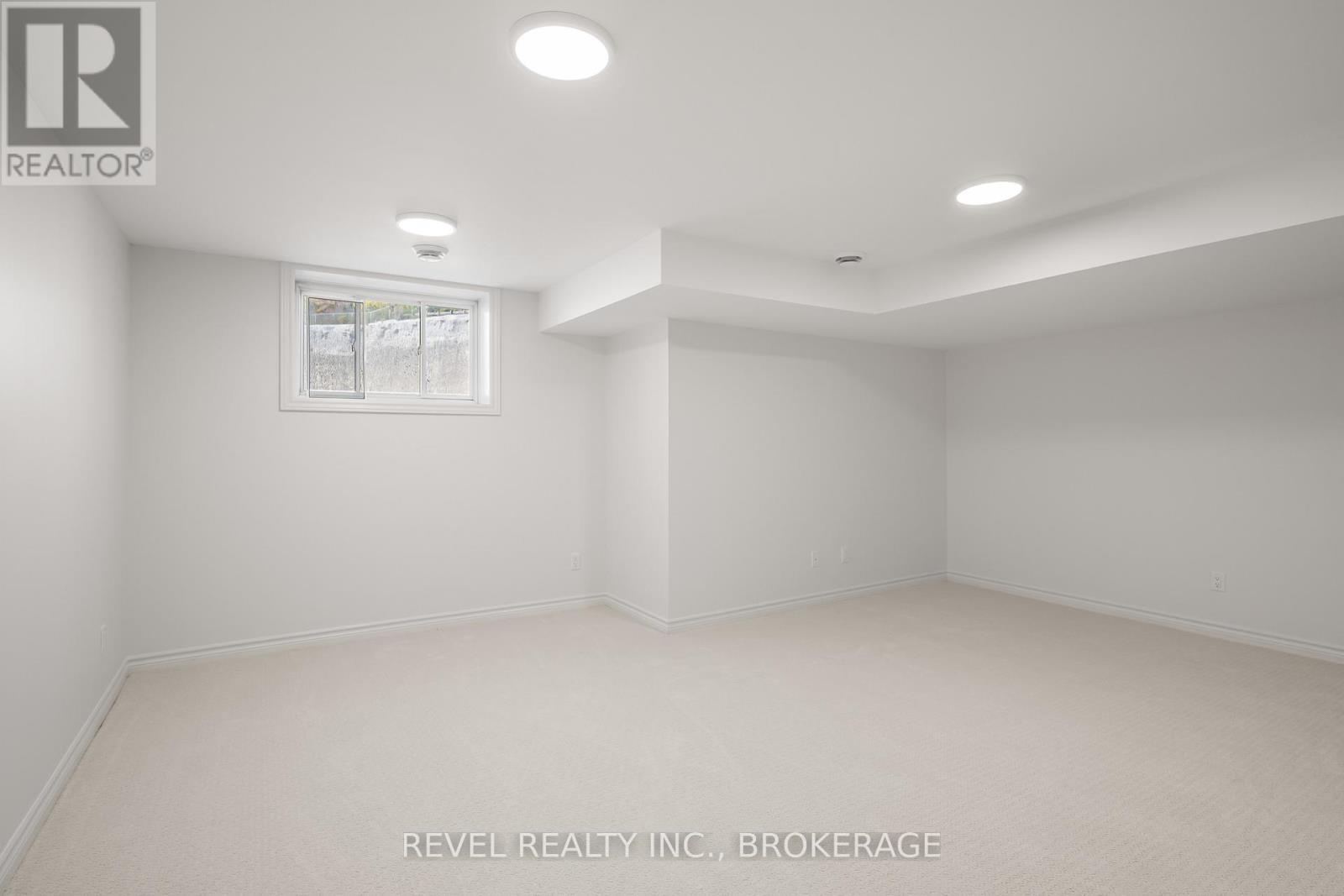 332 Dockside Drive, Kingston (Kingston East (Incl Barret Crt)), ON - Indoor Photo Showing Other Room