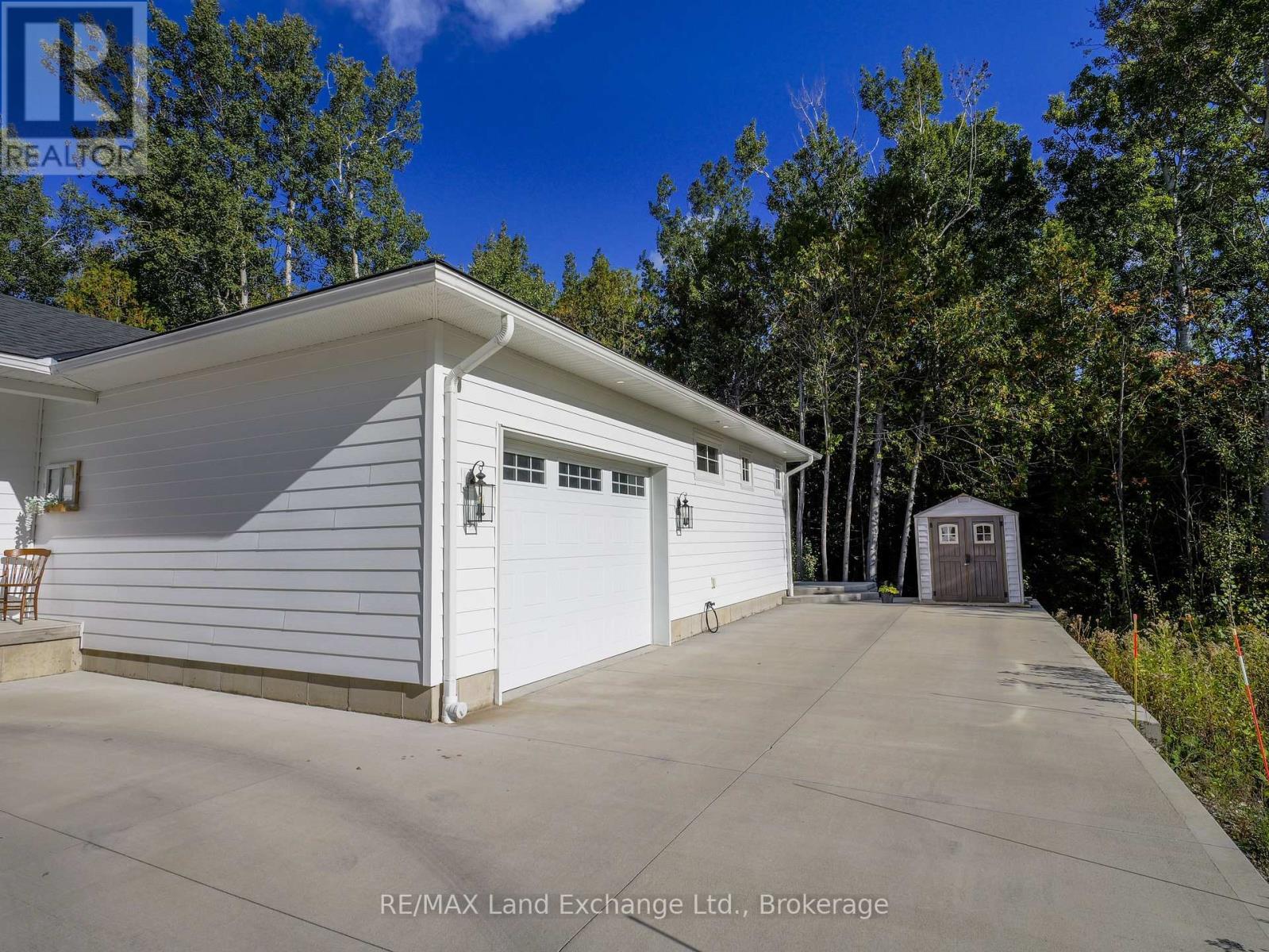 Garage - 15 Lakeforest Drive, Saugeen Shores, ON - Outdoor