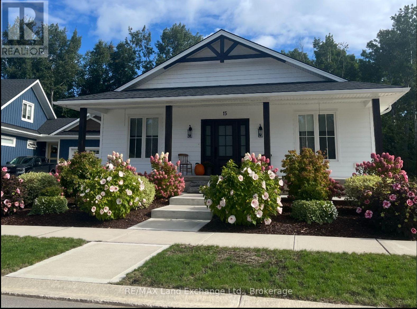 Summer Photo - 15 Lakeforest Drive, Saugeen Shores, ON - Outdoor With Deck Patio Veranda With Facade