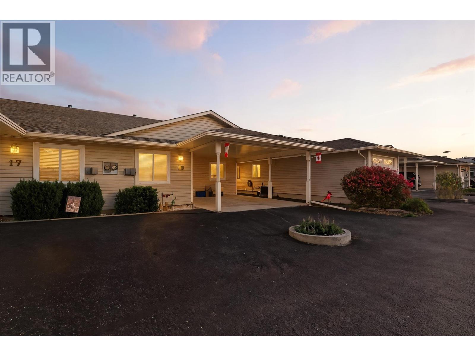 1195 14Th Street Unit# 18, Kamloops, BC - Outdoor With Deck Patio Veranda