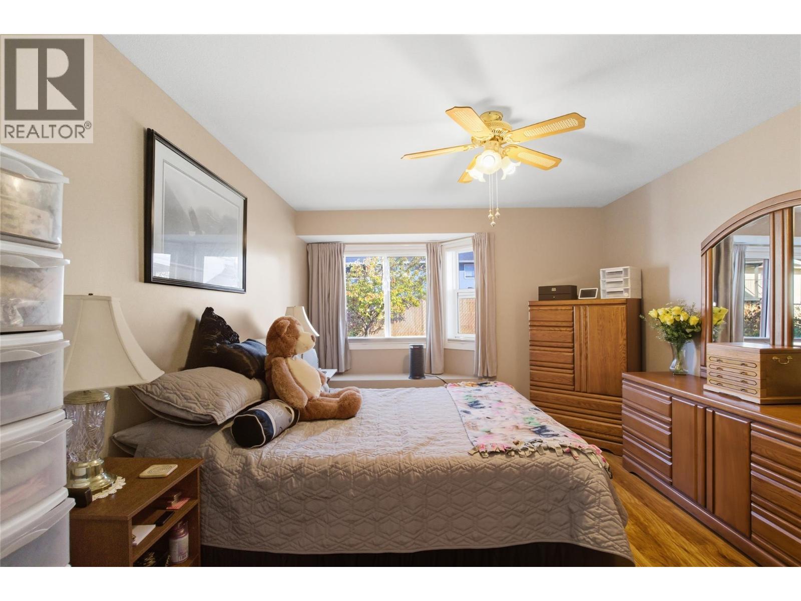 1195 14Th Street Unit# 18, Kamloops, BC - Indoor Photo Showing Bedroom