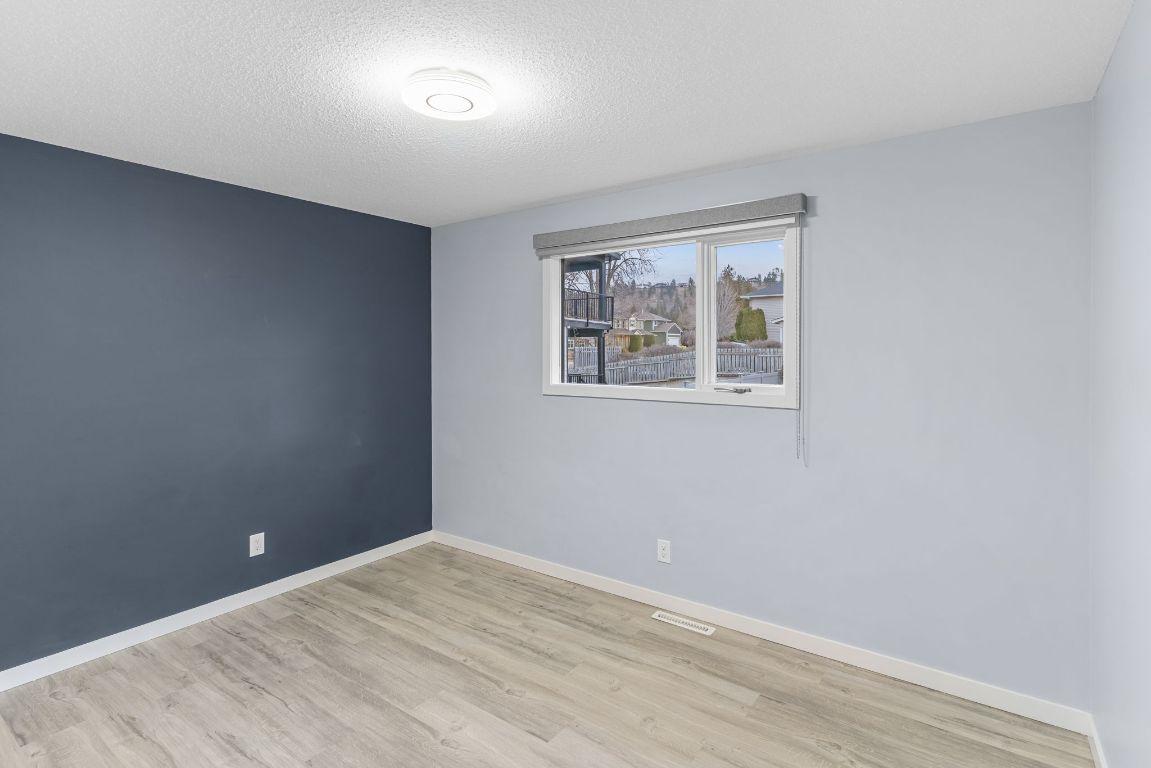 4611 Gordon Drive, Kelowna, BC - Indoor Photo Showing Other Room