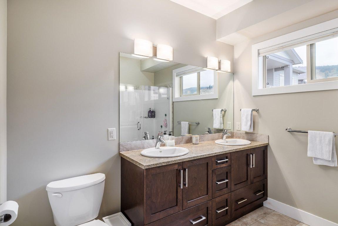 1858 Split Rail Place, Kelowna, BC - Indoor Photo Showing Bathroom