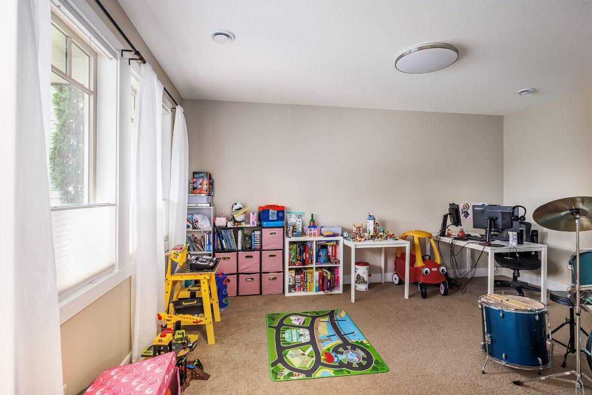1858 Split Rail Place, Kelowna, BC - Indoor Photo Showing Other Room