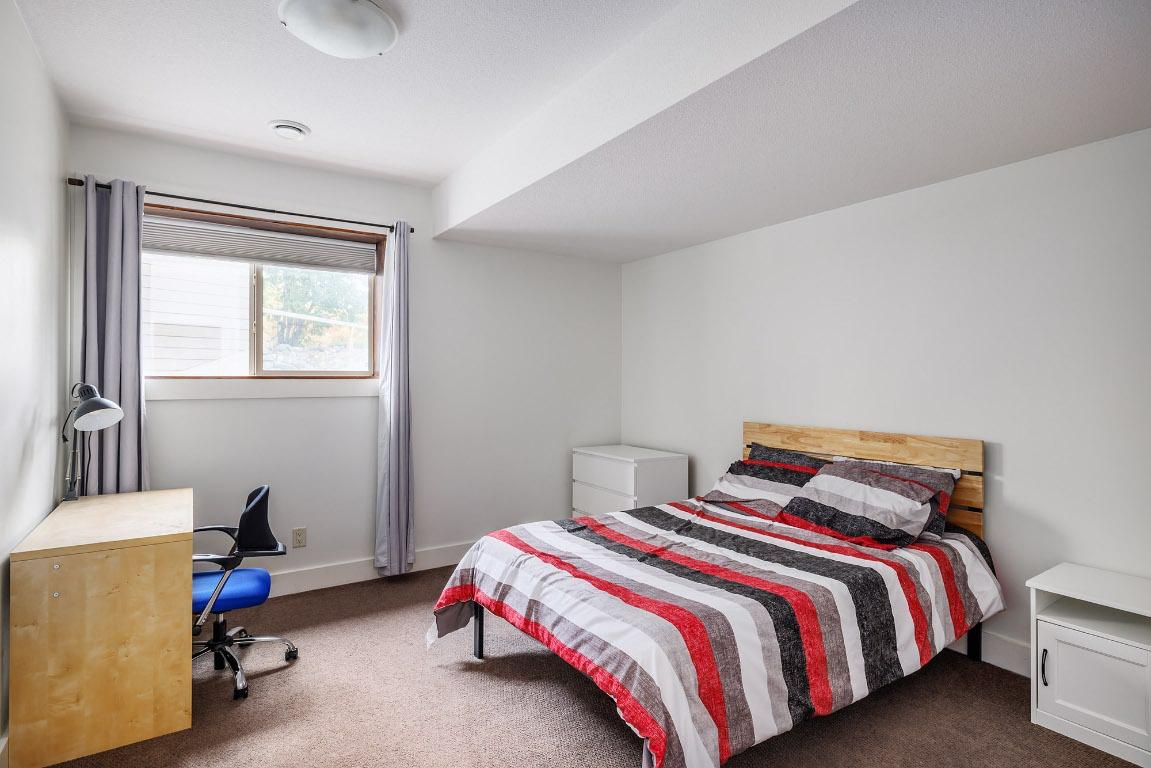1858 Split Rail Place, Kelowna, BC - Indoor Photo Showing Bedroom