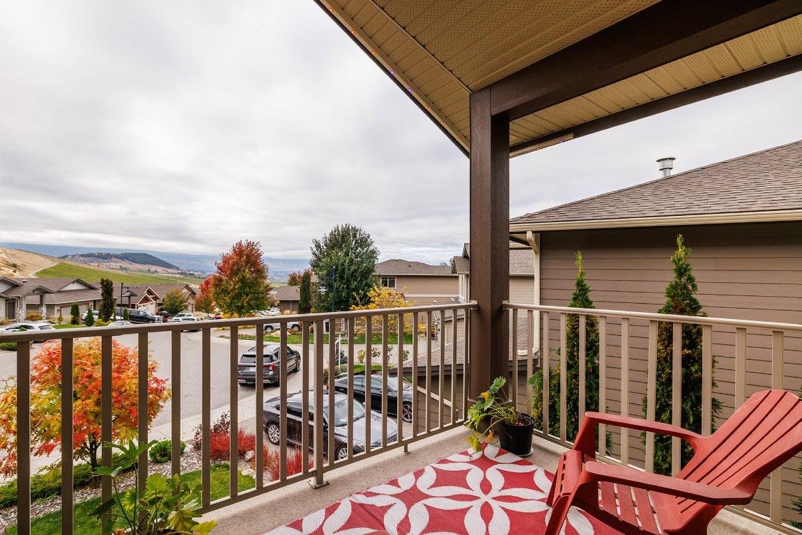 1858 Split Rail Place, Kelowna, BC - Outdoor With Balcony With Exterior