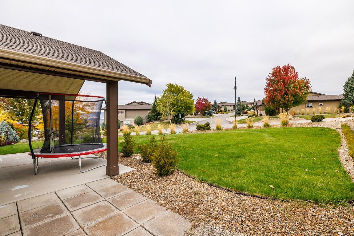 1858 Split Rail Place, Kelowna, BC - Outdoor