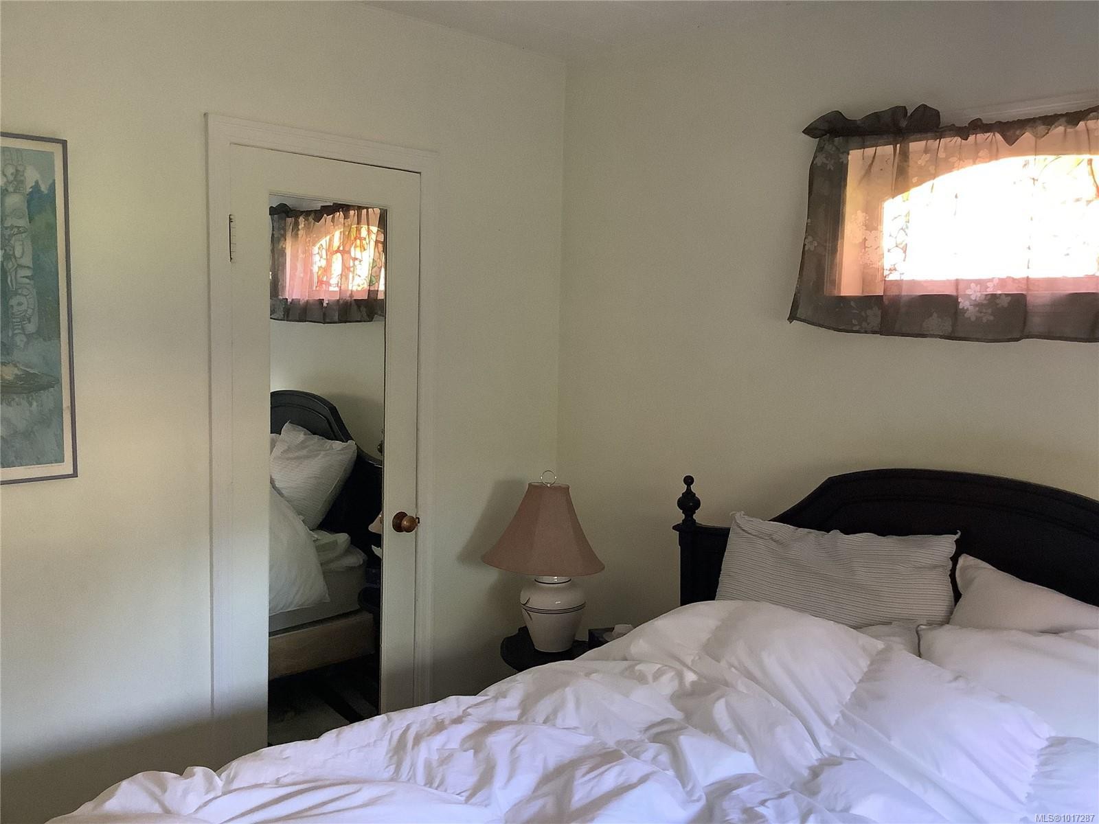 110 10Th Ave, Sointula, BC