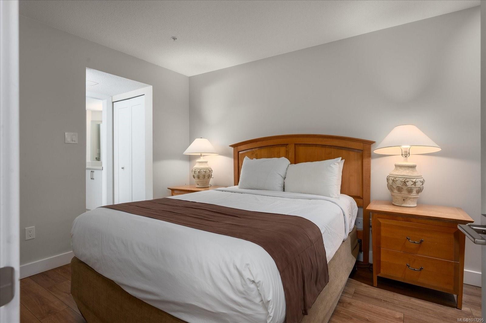 712-1600 Stroulger Rd, Nanoose Bay, BC - Indoor Photo Showing Bedroom