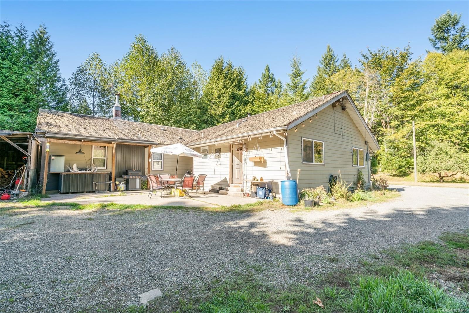 2560 Grafton Ave, Coombs, BC