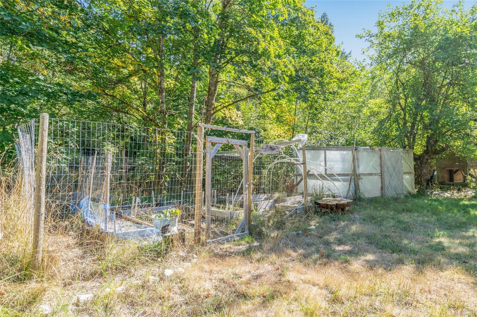 2560 Grafton Ave, Coombs, BC