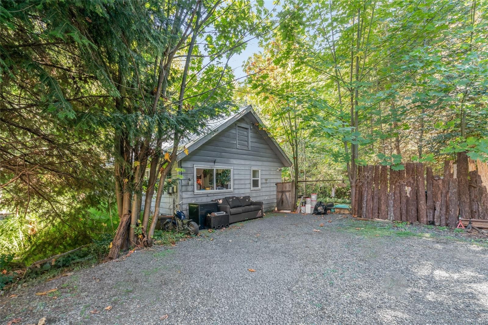 2560 Grafton Ave, Coombs, BC