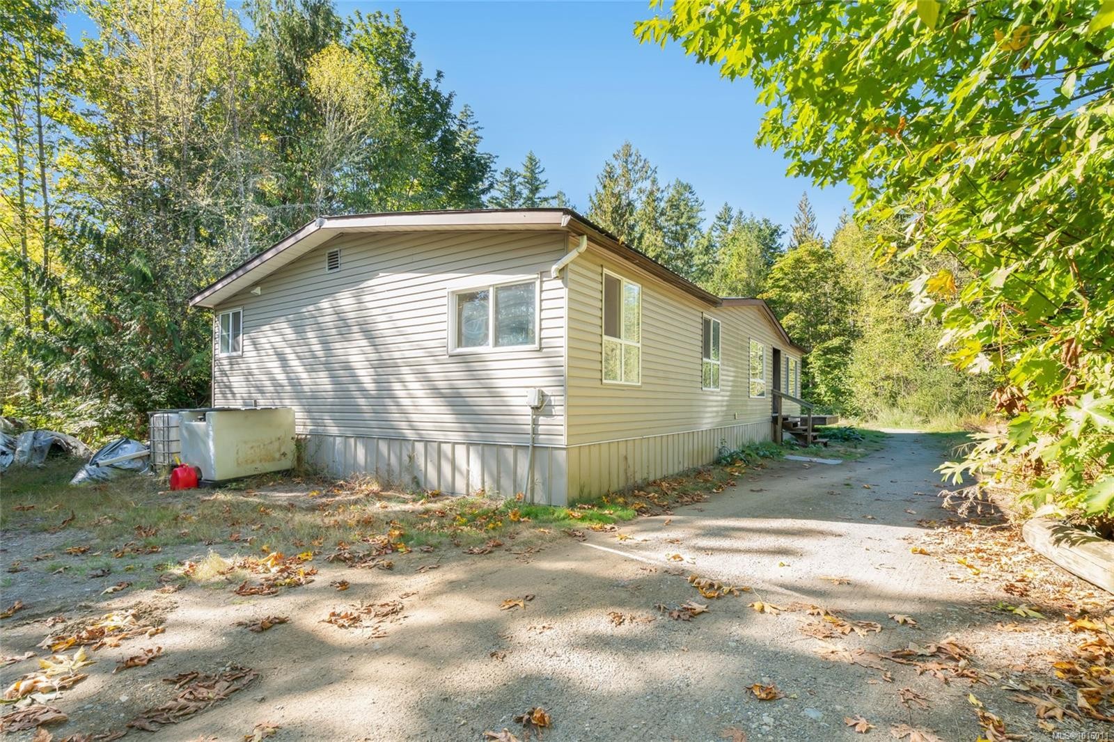 2560 Grafton Ave, Coombs, BC
