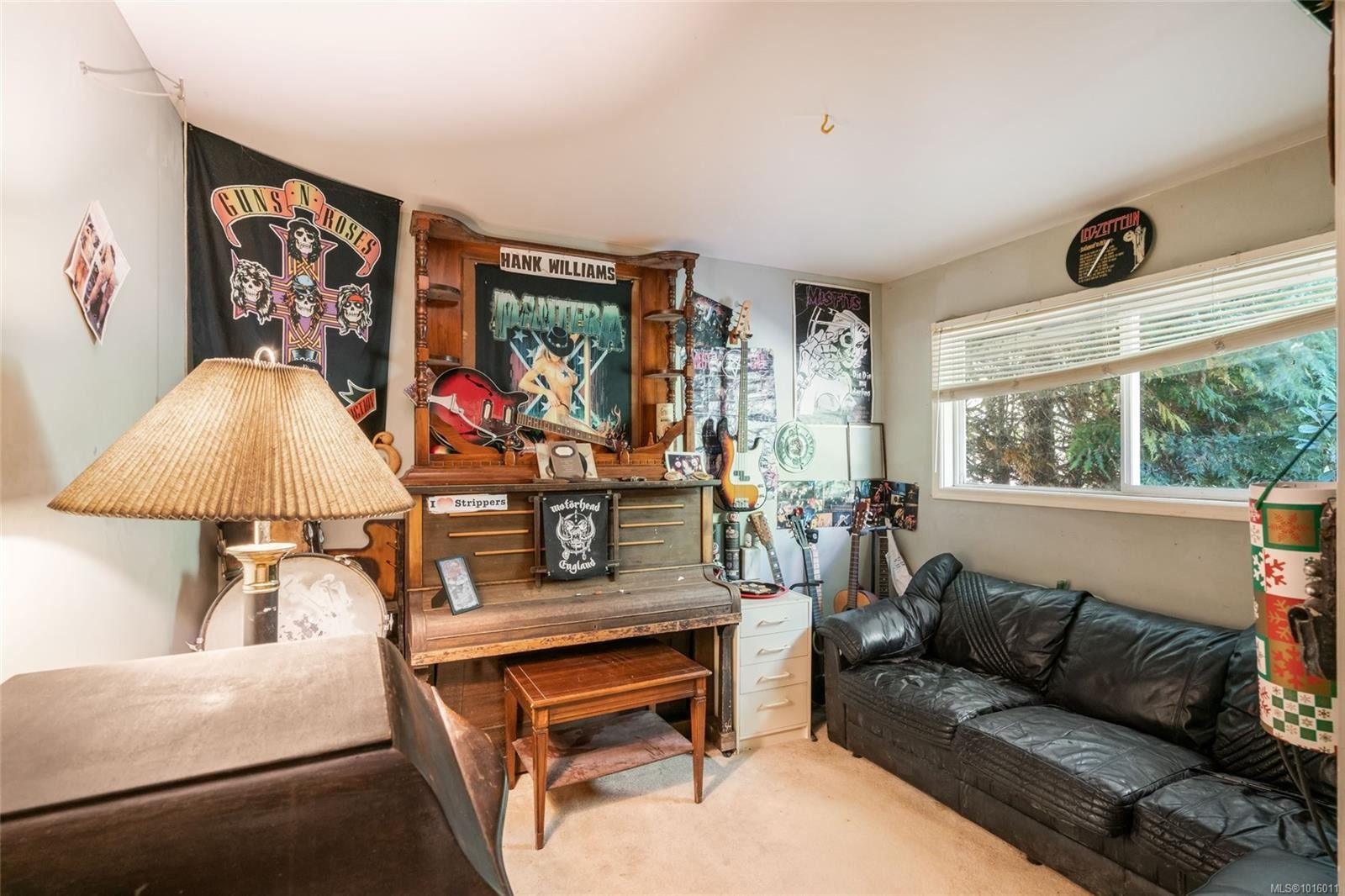 2560 Grafton Ave, Coombs, BC