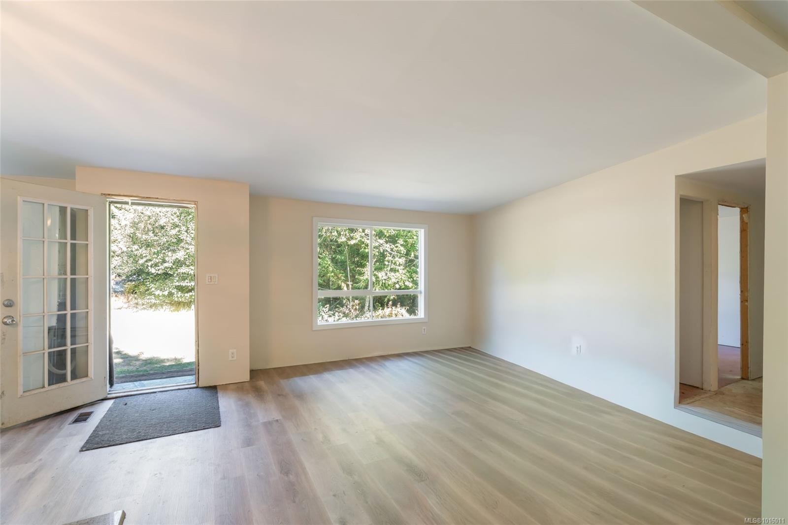 2560 Grafton Ave, Coombs, BC