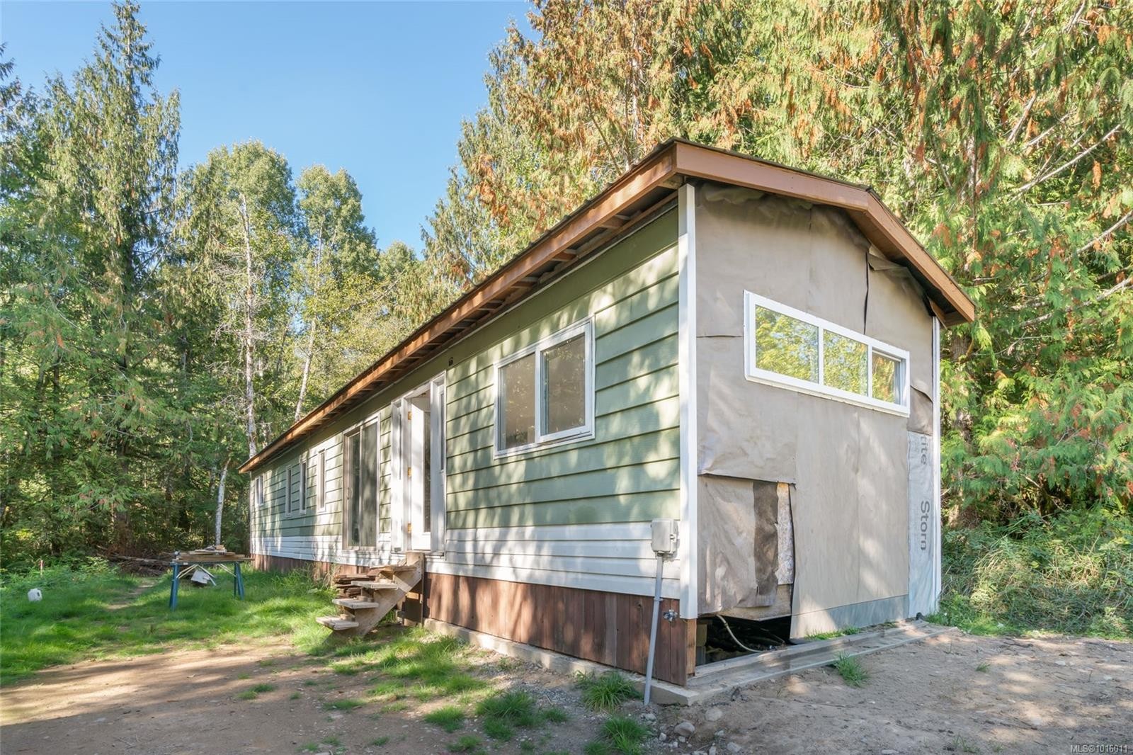 2560 Grafton Ave, Coombs, BC