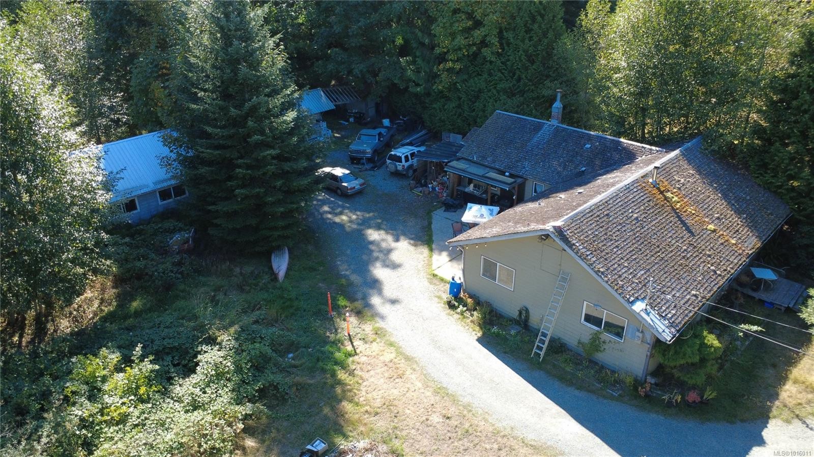 2560 Grafton Ave, Coombs, BC