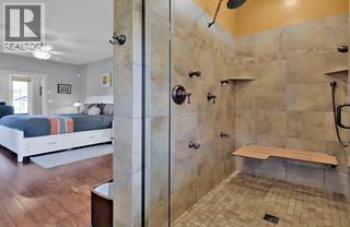 6240 Nursery Road, Grand Forks, BC - Indoor Photo Showing Bathroom