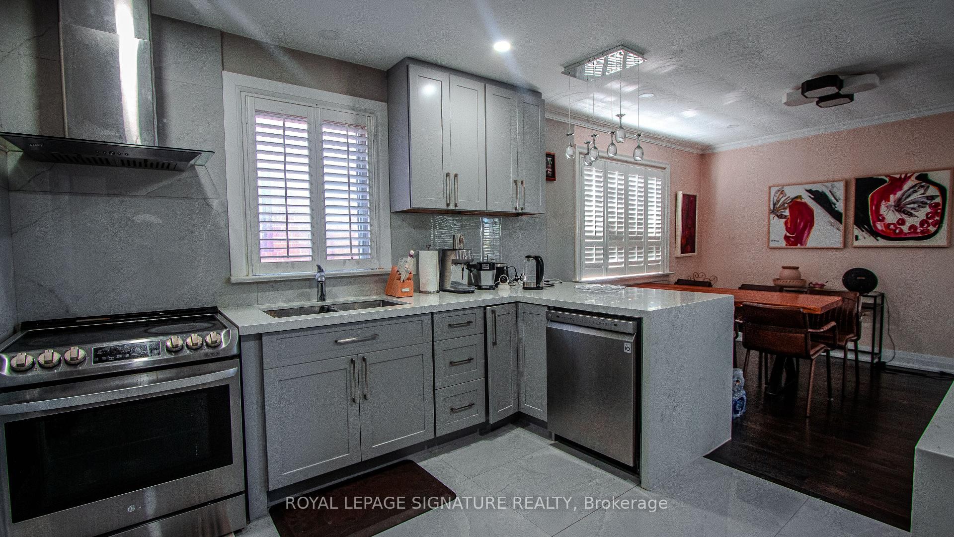 11 Blaydon Avenue, Toronto, ON - Indoor Photo Showing Kitchen With Double Sink