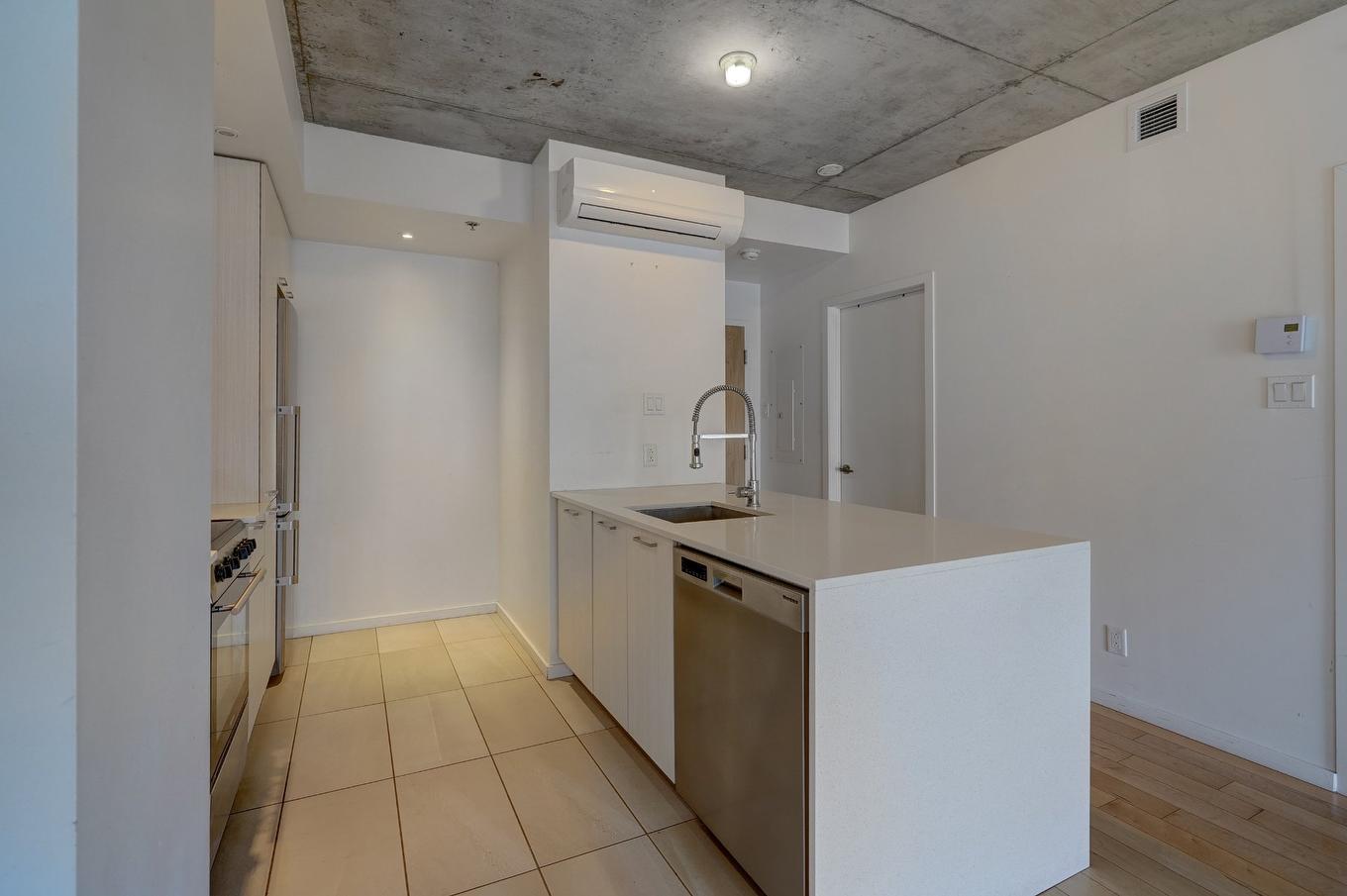 Kitchen - 1503-2117 Rue Tupper, Montréal (Ville-Marie), QC - Indoor Photo Showing Kitchen