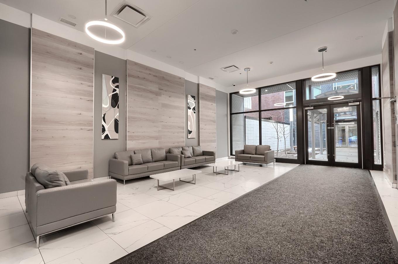 Hall - 1503-2117 Rue Tupper, Montréal (Ville-Marie), QC - Indoor Photo Showing Other Room