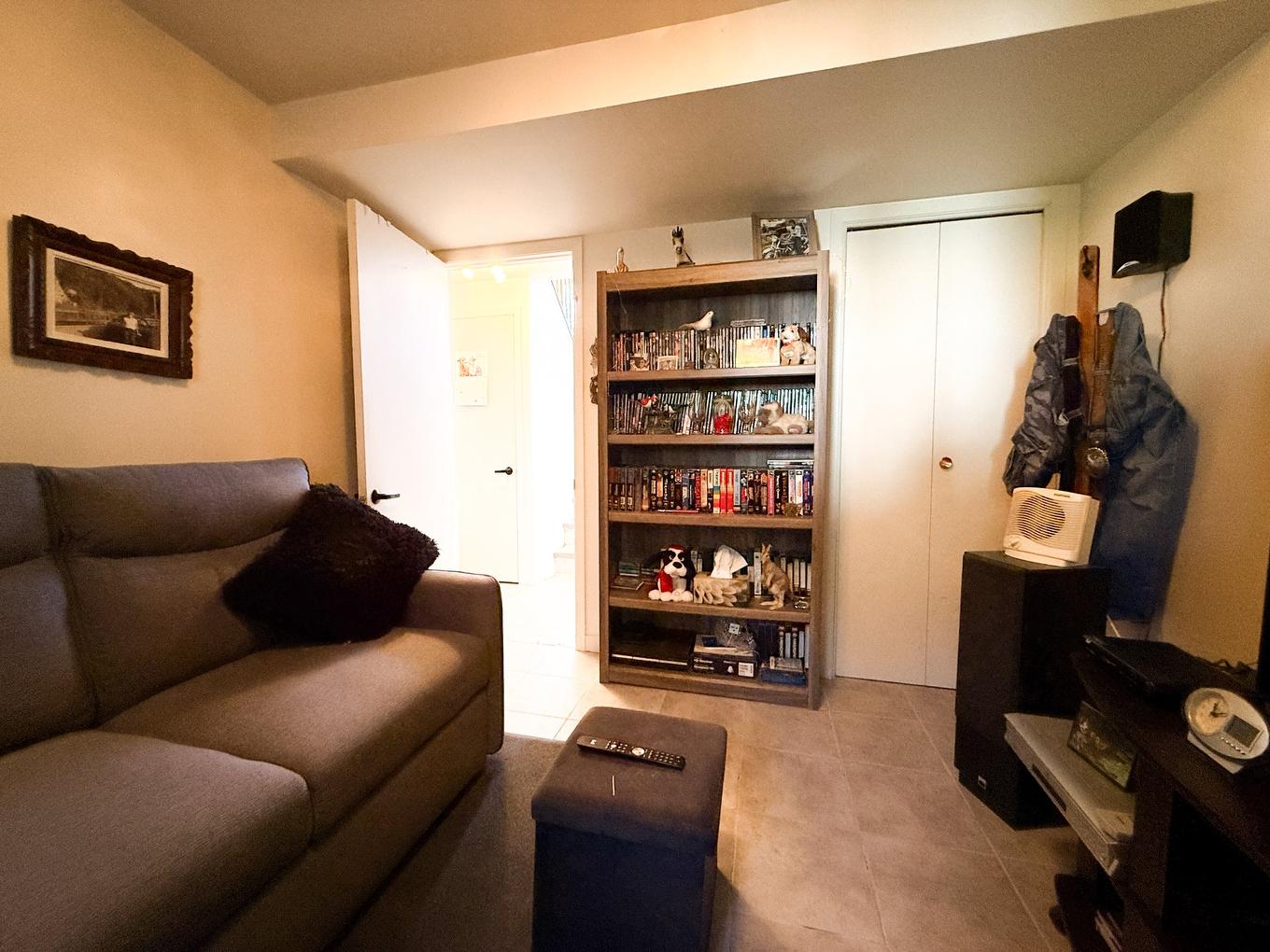 Chambre à coucher - 758 Rue Jolliet, Trois-Rivières, QC - Indoor Photo Showing Other Room