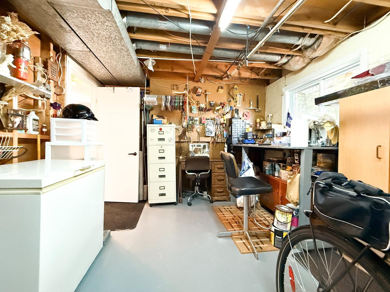 Atelier - 758 Rue Jolliet, Trois-Rivières, QC - Indoor Photo Showing Basement
