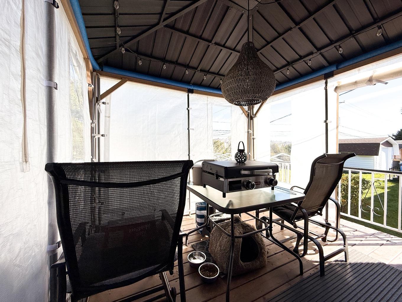 Balcon - 758 Rue Jolliet, Trois-Rivières, QC - Outdoor With Exterior