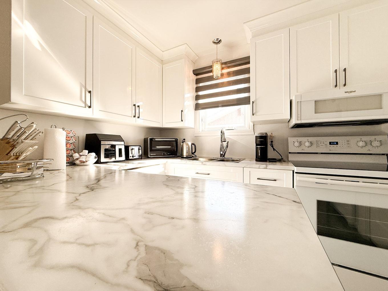 Cuisine - 758 Rue Jolliet, Trois-Rivières, QC - Indoor Photo Showing Kitchen With Double Sink