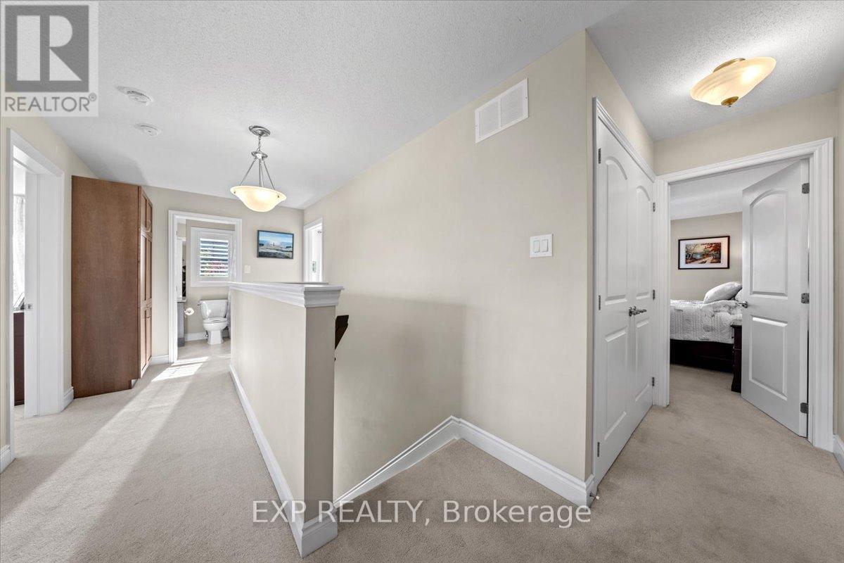 33 Solaris Drive, Ottawa, ON - Indoor Photo Showing Other Room